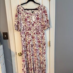 NWT Ann Taylor Floral Print Women's Dress Size 10